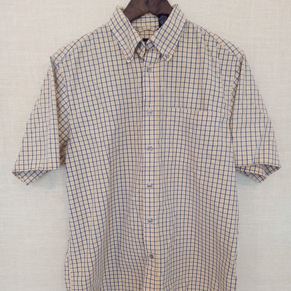 Gap Plaid Checks Button Down Short Sleeve Shirt